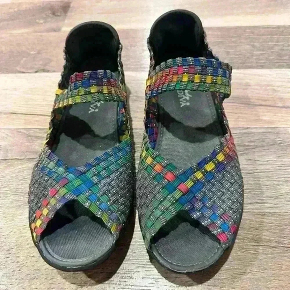 Sz 7 Rainbow color Lady Godiva shoe NWOT - Picture 3 of 6